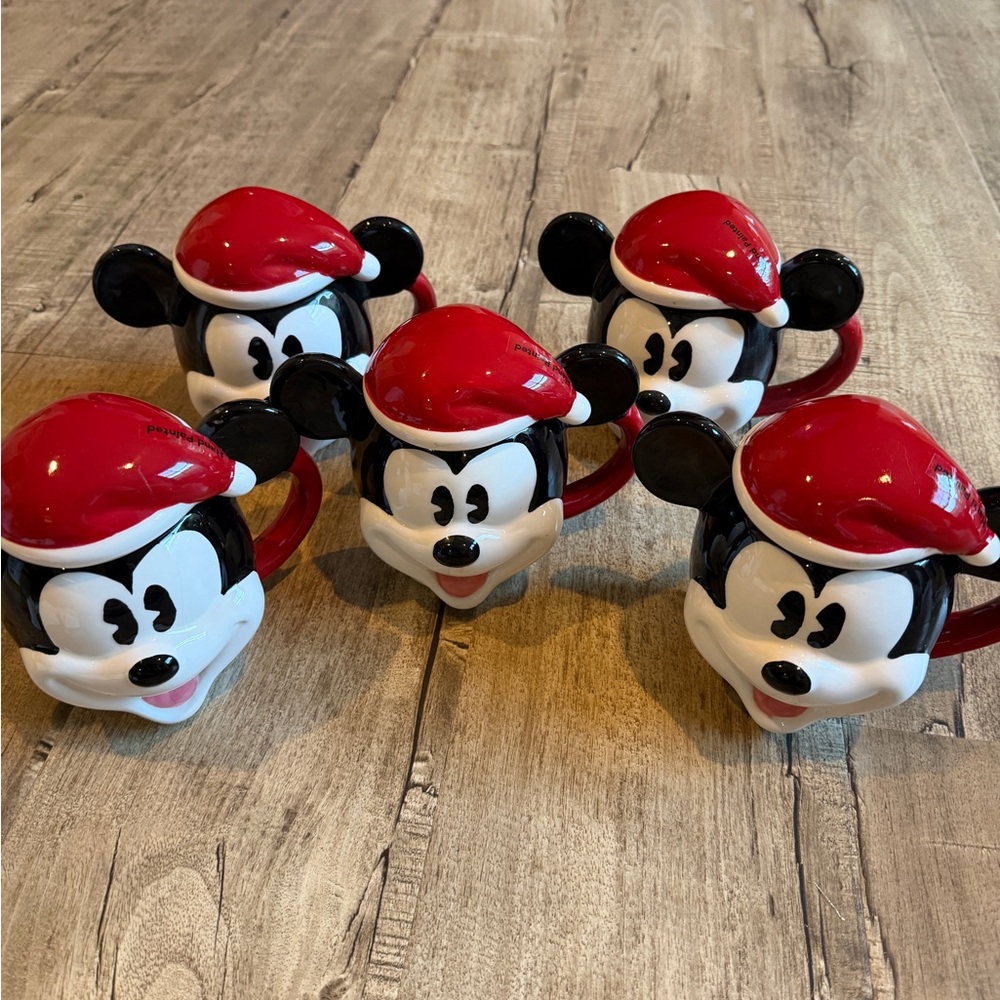 Disney's Mickey Mouse mug setSt. Nicholas Square, 2021, hand painted, Kohl’s, 5
